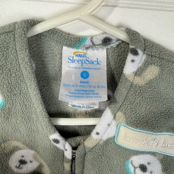 Halo gray fleece puppy Sleepsack. Size 0-6 months/10-18lbs. - Picture 2 of 3